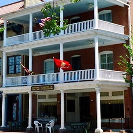 Lodging At The Imperial Hotel Chestertown Exterior foto